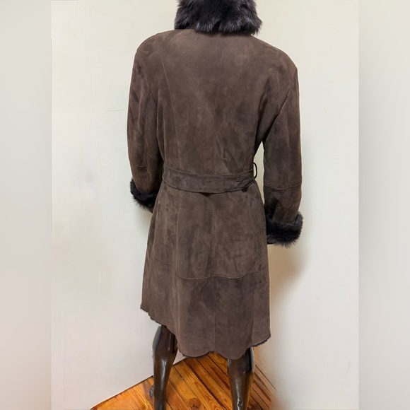 Sold - Picture 4 of 17